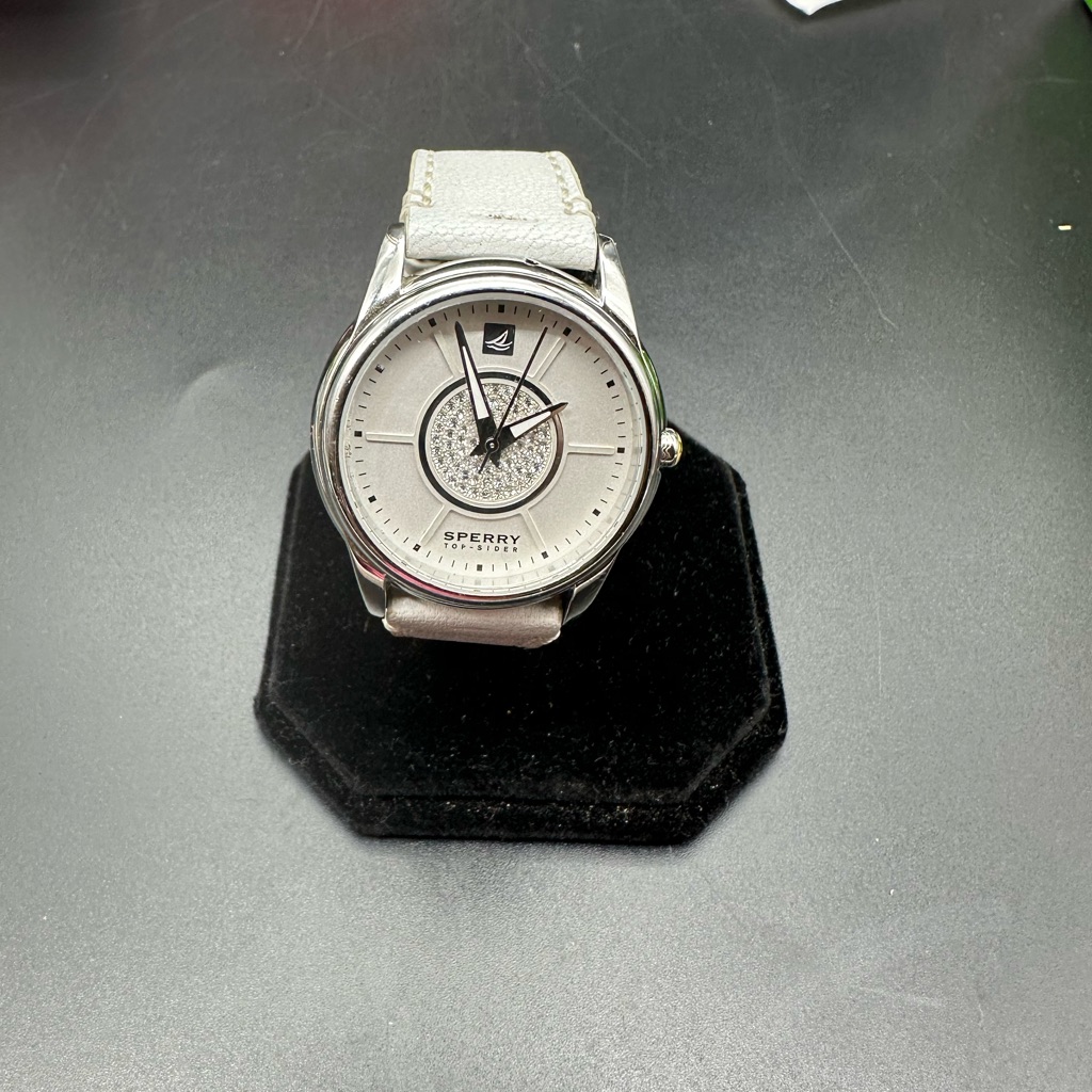 Sperry Topsider White Leather Diamond Dust Watch Preowned